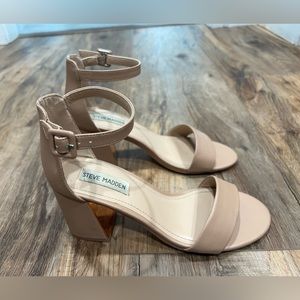 Steve Madden Nude block heels | size 8